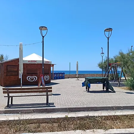 La Casa Di Lucy Tatil Evi *